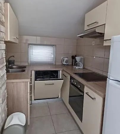 Apartman Kolic Apartment *